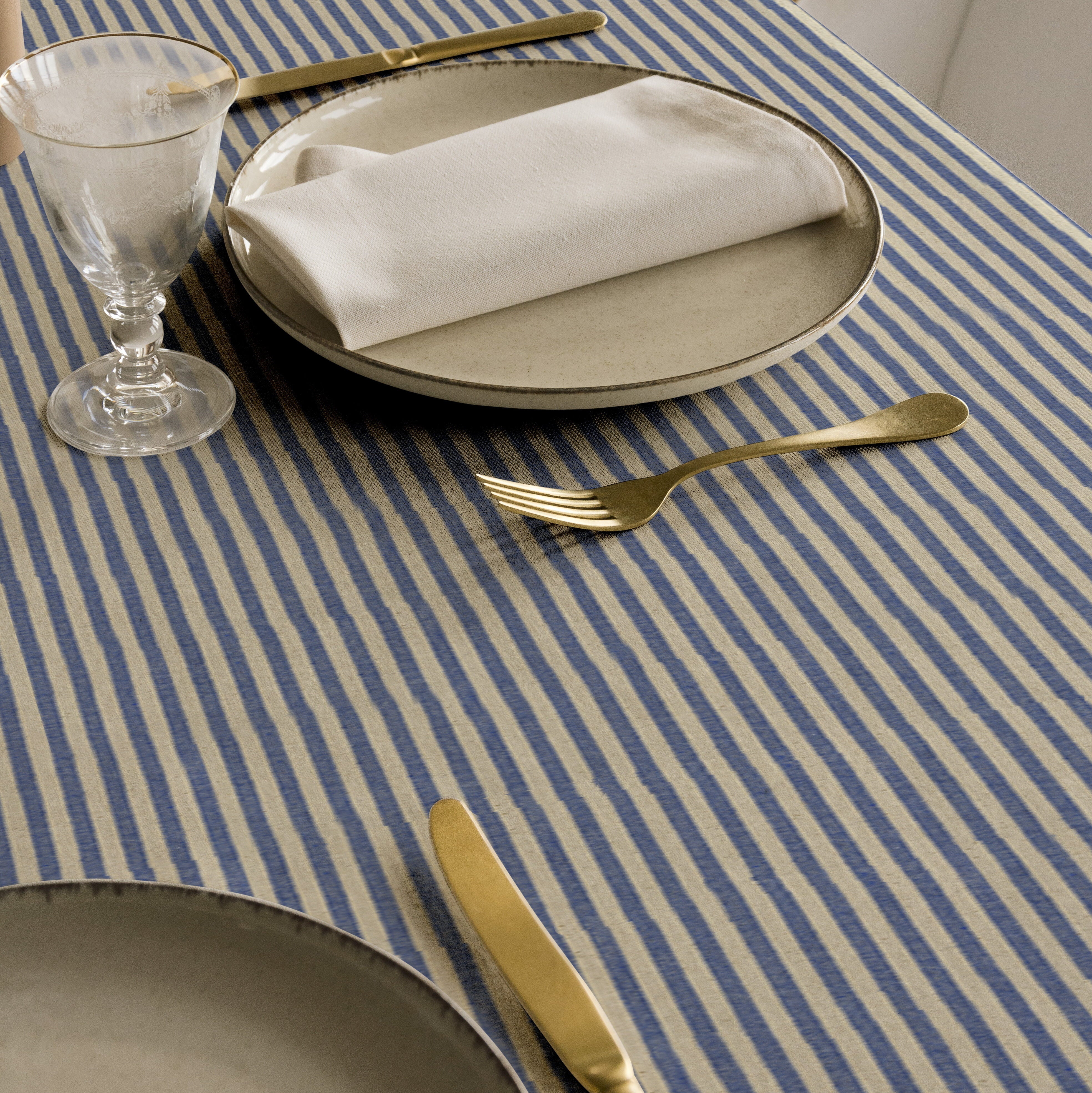 All Mans Raya Angosta