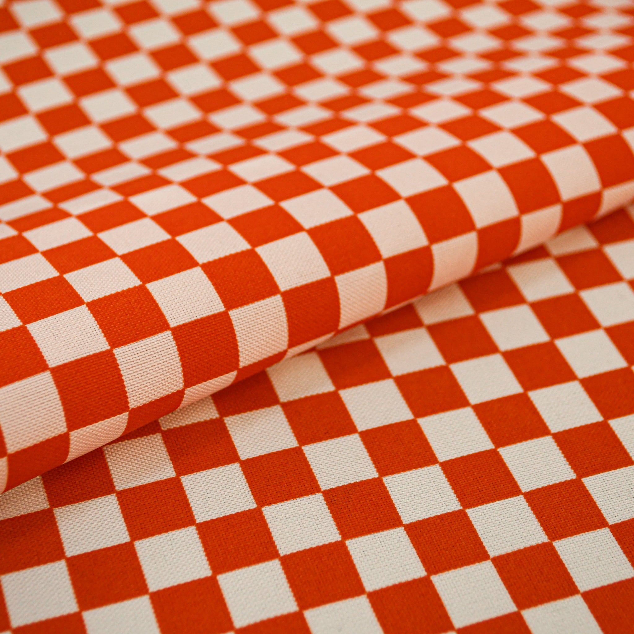 Tafetán Estampado Domino