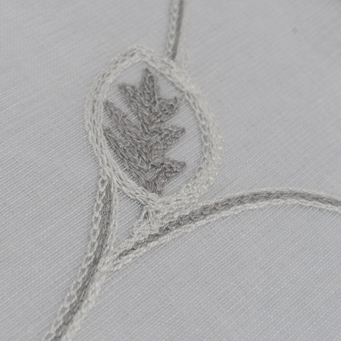 Visillo Bordado Planta