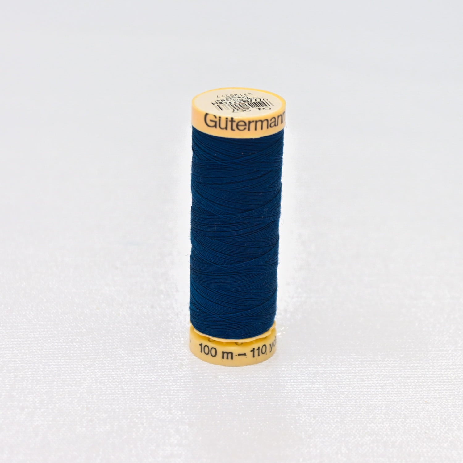 Hilo Gutterman Poliéster 100m