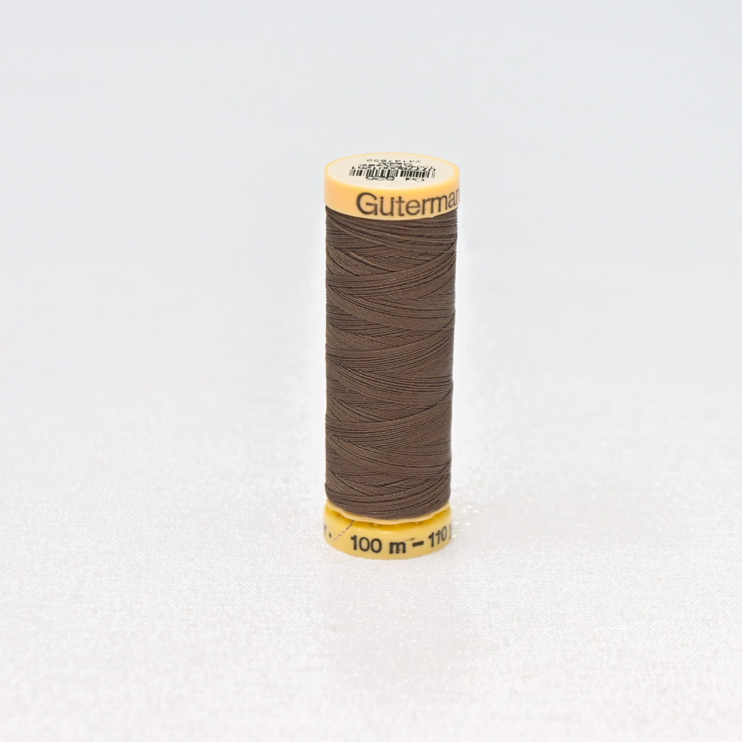 Hilo Gutterman Poliéster 100m