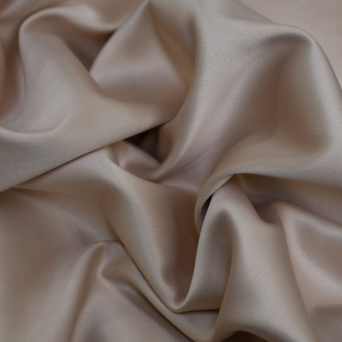 Satin Strech